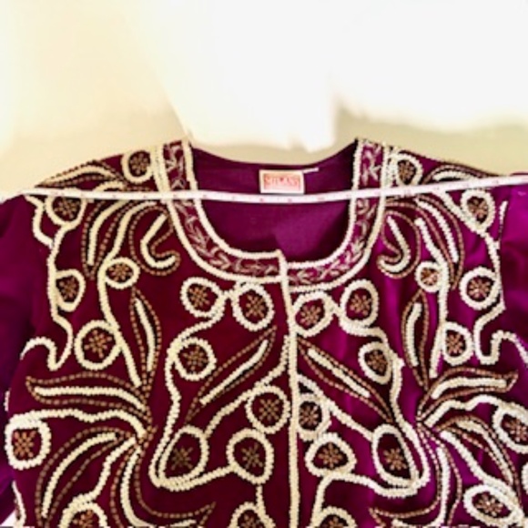 Velvet Beaded Top - Picture 4 of 16